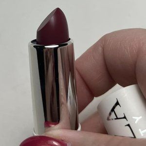 Oryza Beauty Lipstick in Opus